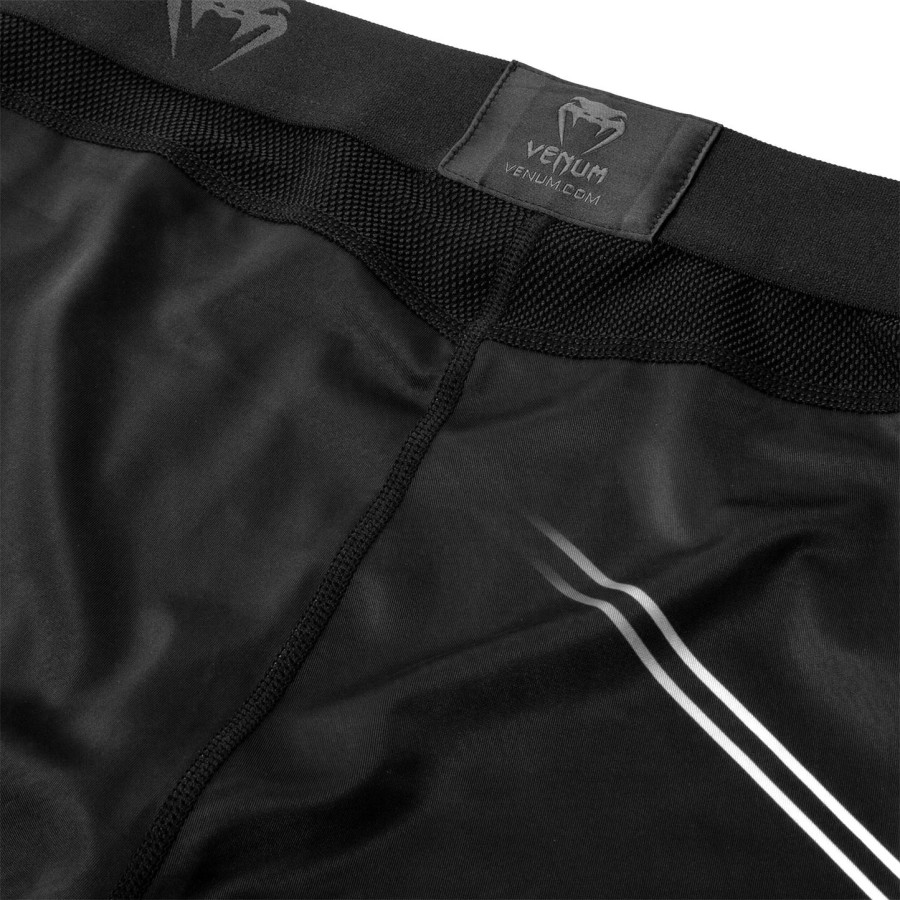 venum okinawa 2.0 compressietights - zwartwit