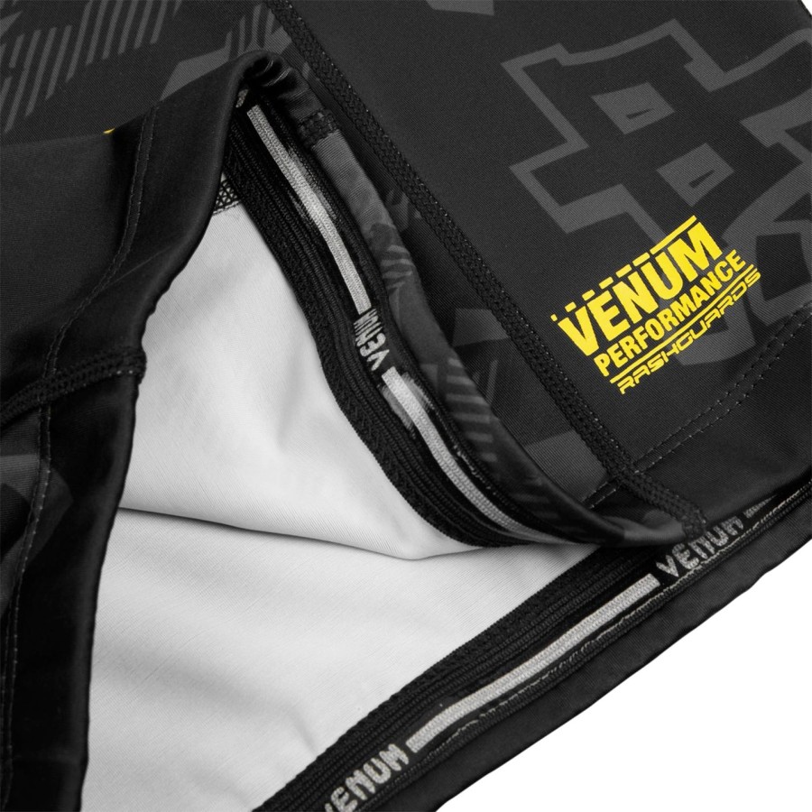 venum okinawa 2.0 rashguard - lange mouwen - zwartgeel