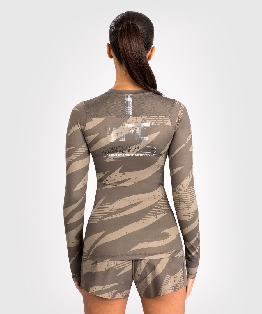 ufc adrenaline by venum fight week performance rashguard met lange mouwen voor dames - desert camo