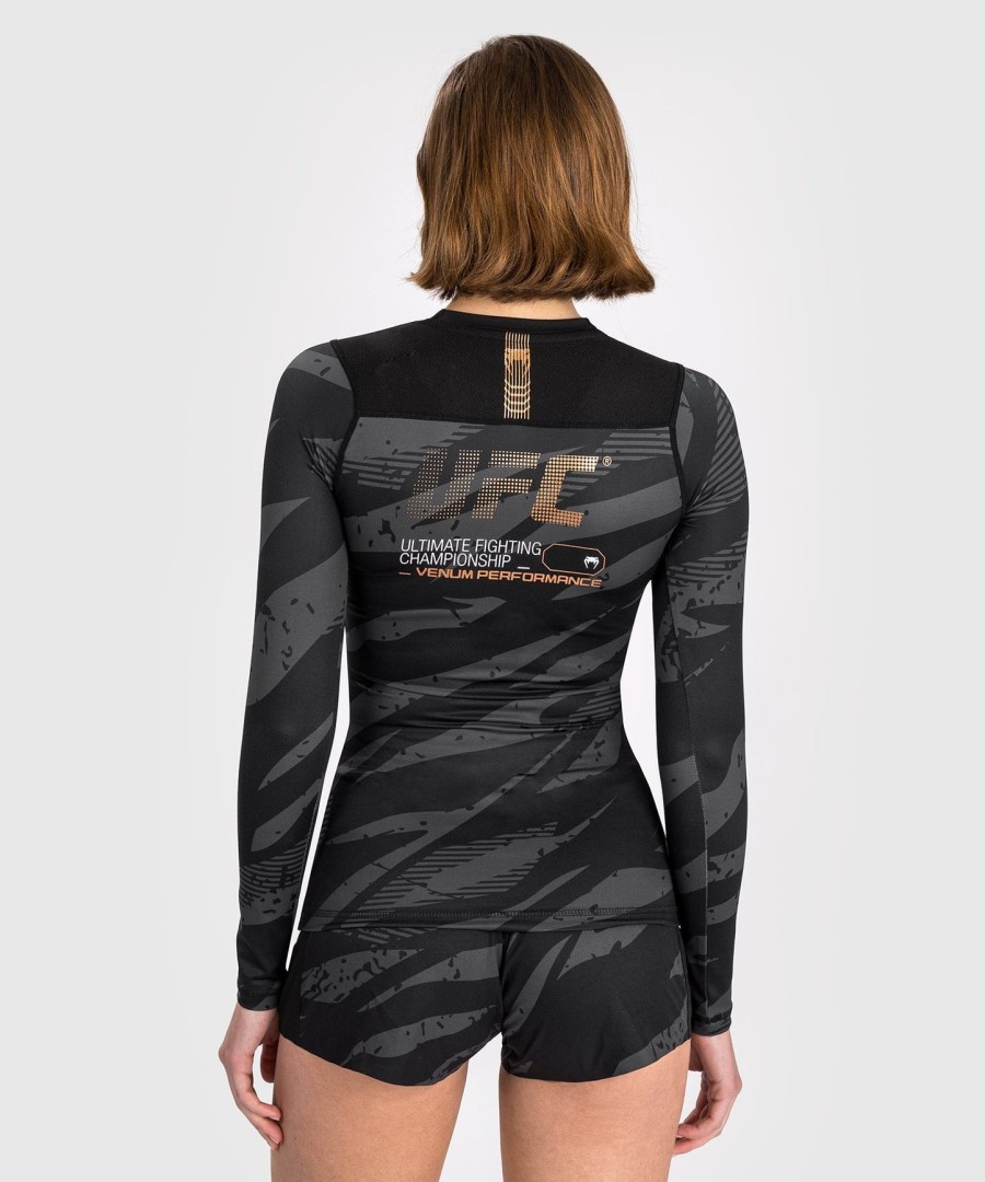 ufc adrenaline by venum fight week women performance rashguard met lange mouwen - urban camo