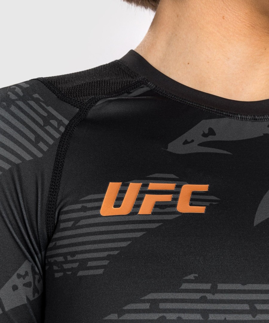 ufc adrenaline by venum fight week women performance rashguard met lange mouwen - urban camo
