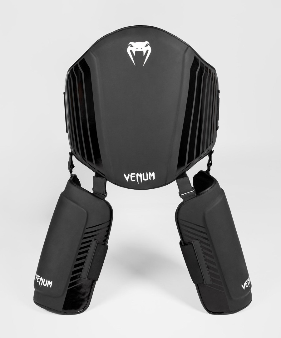 venum challenger buik- en pootbeschermer - zwartwit