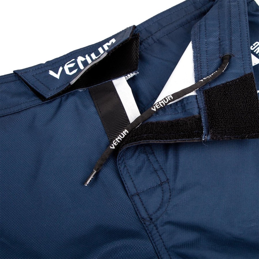 venum signature fightshorts - marineblauwwit