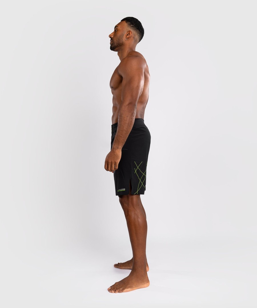 venum training camp 4.0 fight short - zwartneon groen