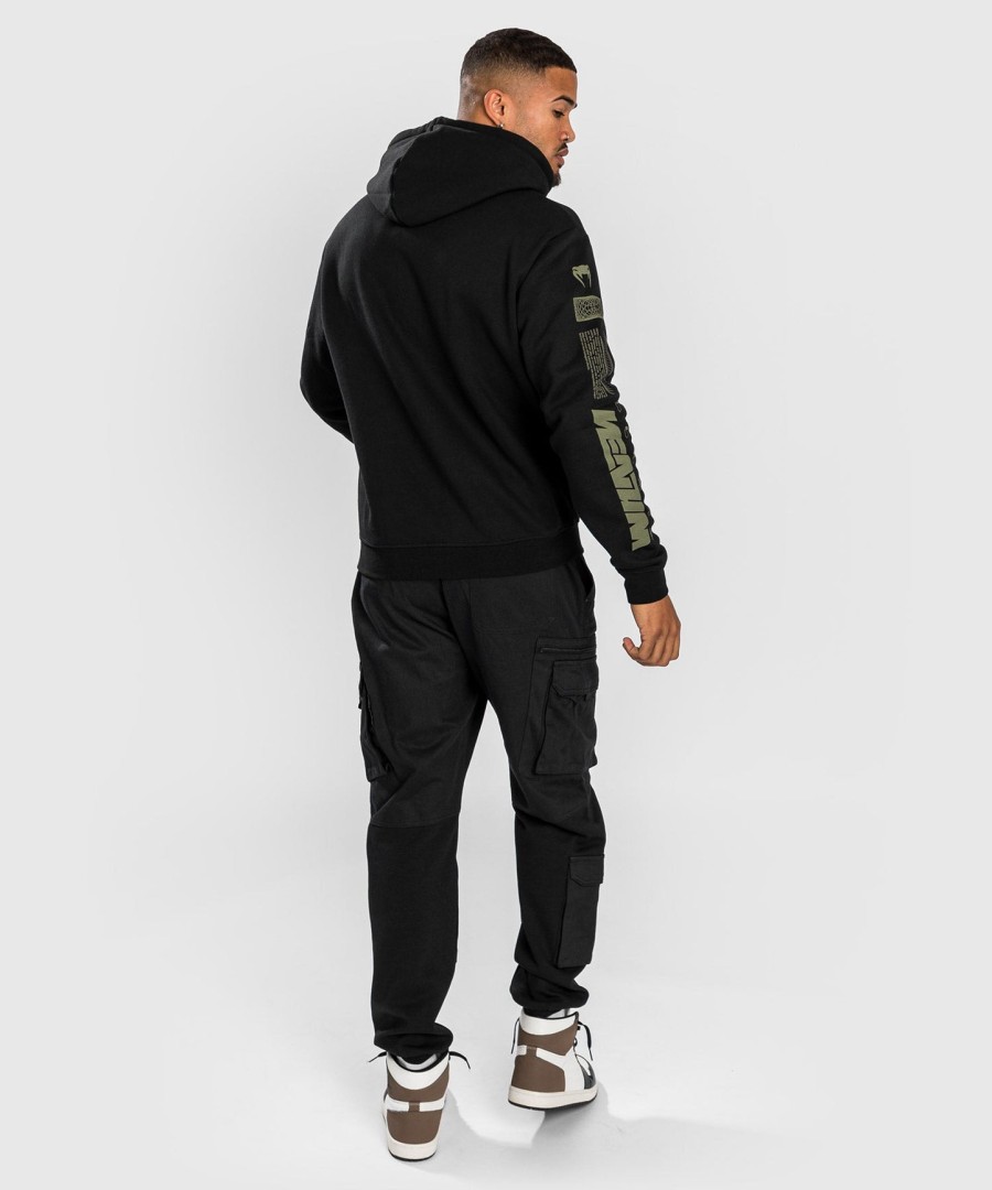 venum fangs hoodie regular fit - zwart